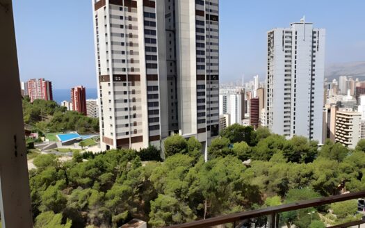 Apartment 2 bedroom 2 bathroom location Benidorm in Avenida da Monotecarlo